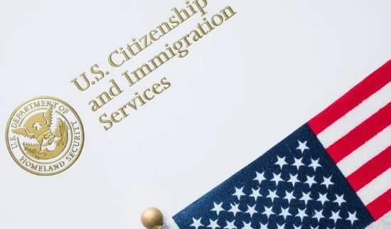 2019 Updated U.S. Citizenship Test: 100 Questions with Answers (English Version)-2025 美国入籍考试练习 - 100/128题中英文对照模拟测试